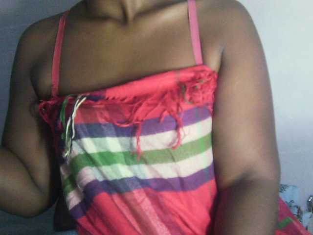 Eveliny live cam on BongaCams