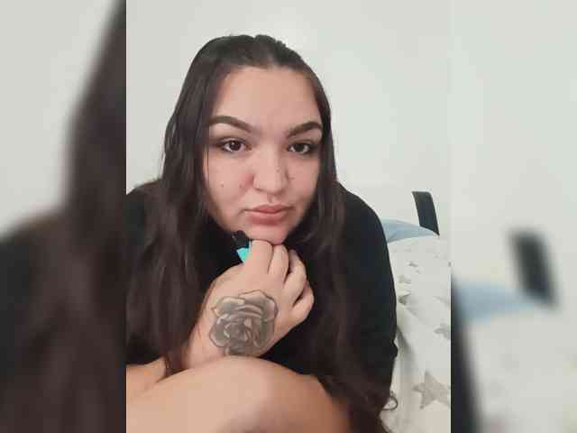 ChubbyCherry webcam