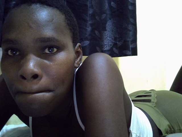 Sexxy-brianna live cam on BongaCams