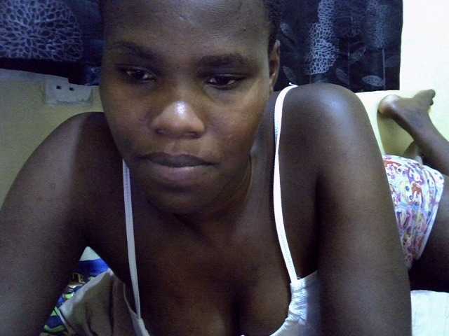 Sexxy-brianna live cam on BongaCams