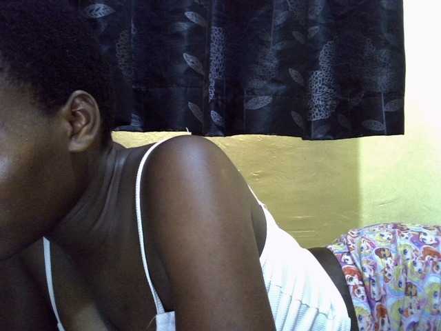 Sexxy-brianna live cam on BongaCams