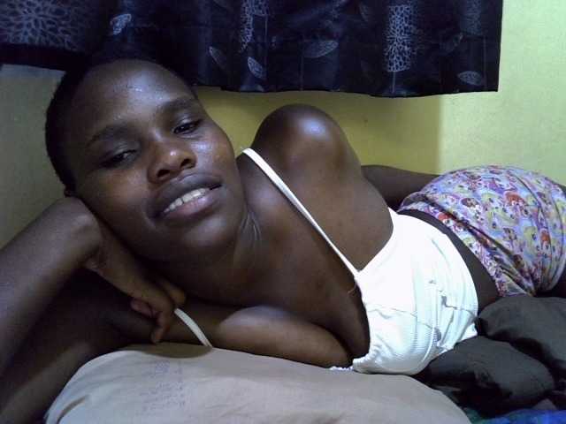 Sexxy-brianna live cam on BongaCams