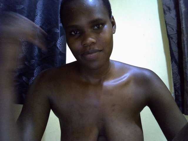 Sexxy-brianna live cam on BongaCams