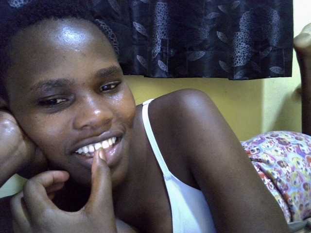 Sexxy-brianna live cam on BongaCams