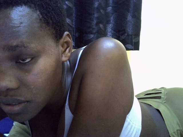Sexxy-brianna live cam on BongaCams