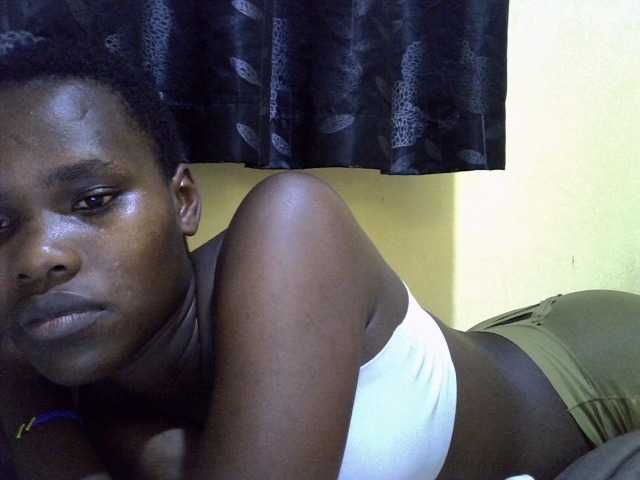 Sexxy-brianna live cam on BongaCams