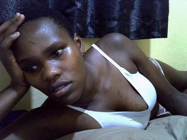 Sexxy-brianna live cam on BongaCams