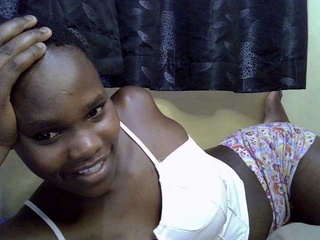 Sexxy-brianna live cam on BongaCams