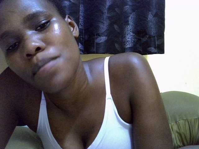 Sexxy-brianna live cam on BongaCams