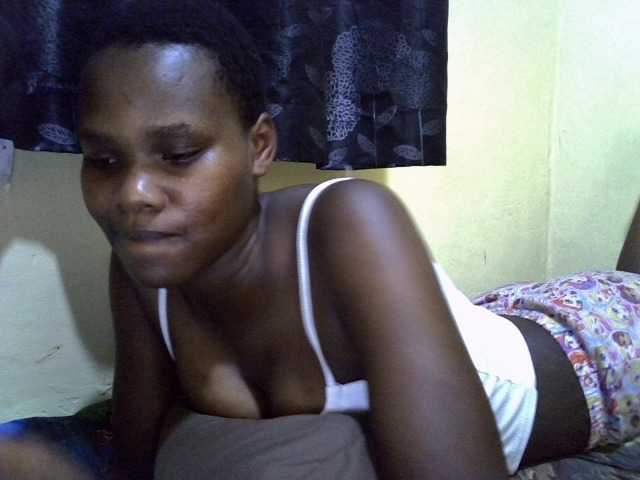 Sexxy-brianna live cam on BongaCams