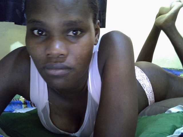 Sexxy-brianna live cam on BongaCams