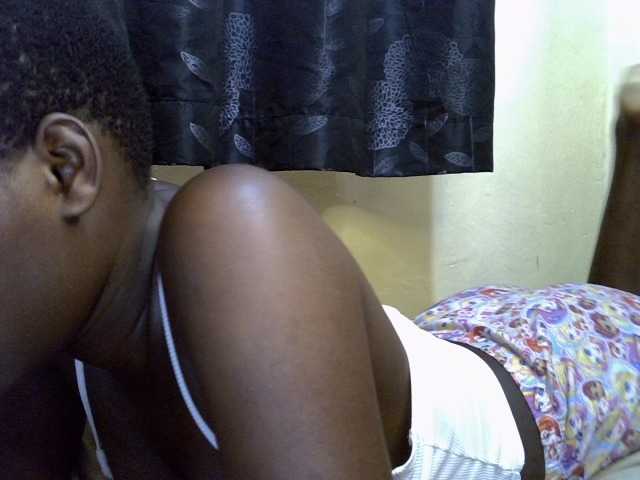 Sexxy-brianna live cam on BongaCams