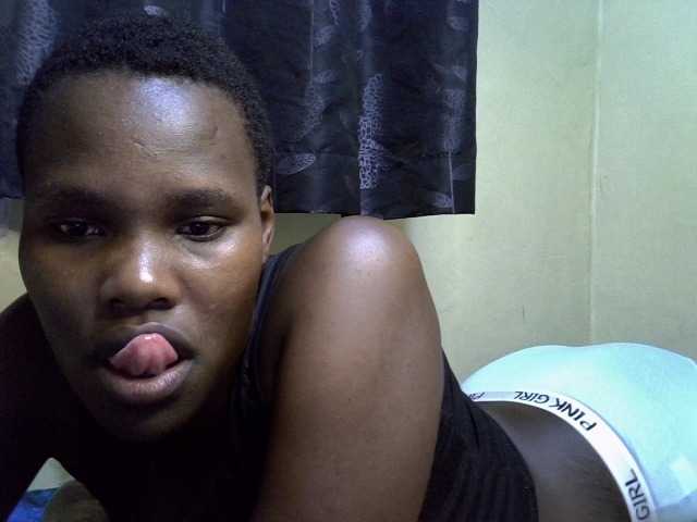 Sexxy-brianna live cam on BongaCams