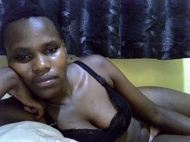 Sexxy-brianna live cam on BongaCams