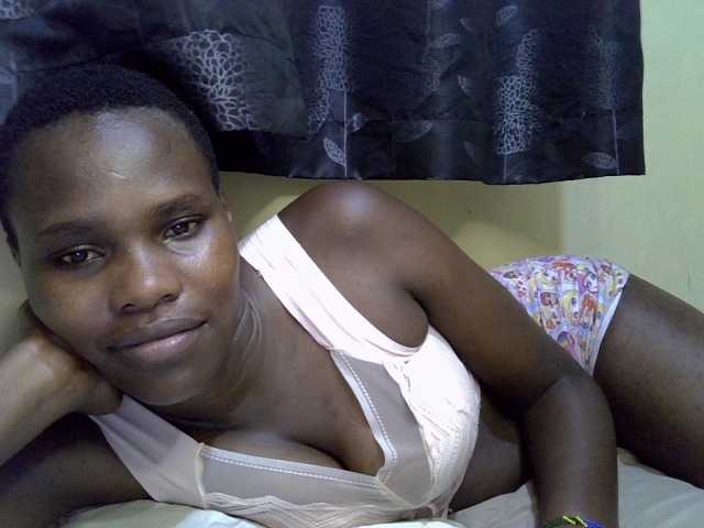Sexxy-brianna live cam on BongaCams