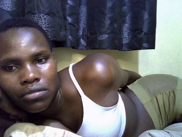 Sexxy-brianna live cam on BongaCams