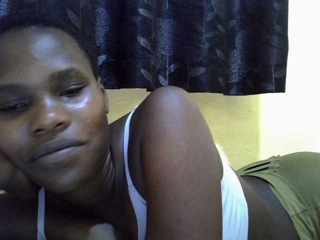 Sexxy-brianna live cam on BongaCams