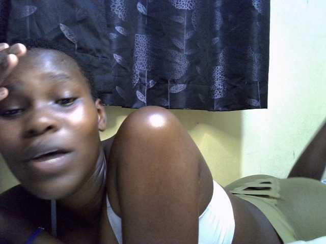 Sexxy-brianna live cam on BongaCams