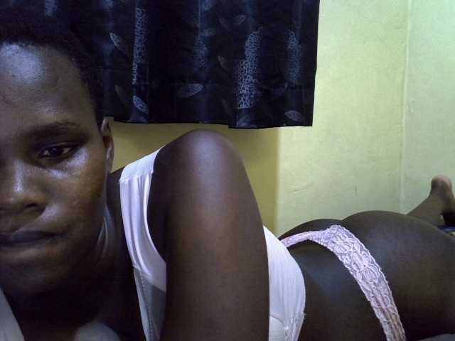 Sexxy-brianna live cam on BongaCams