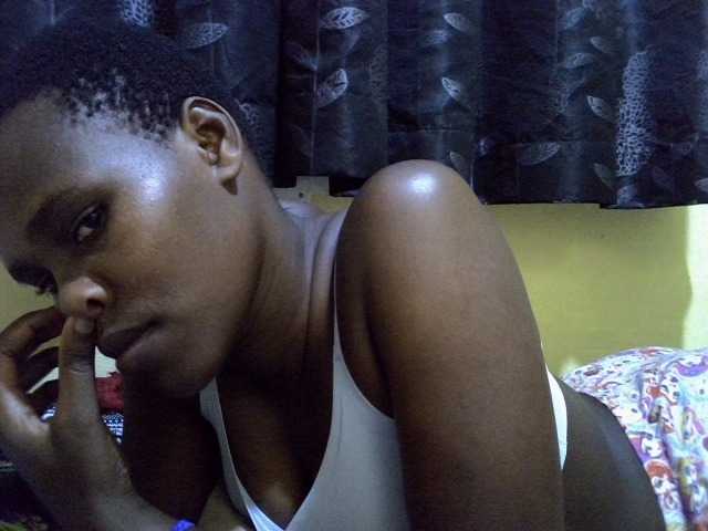 Sexxy-brianna live cam on BongaCams