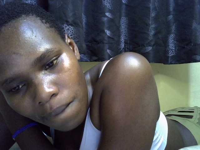 Sexxy-brianna live cam on BongaCams