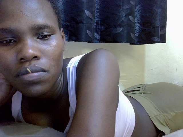 Sexxy-brianna live cam on BongaCams