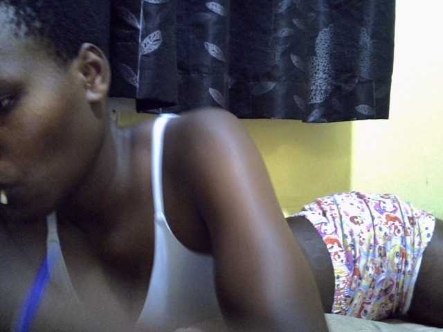 Sexxy-brianna live cam on BongaCams