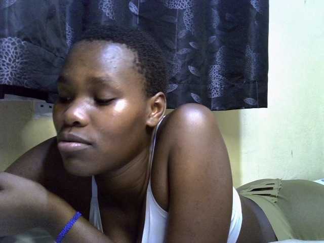 Sexxy-brianna live cam on BongaCams