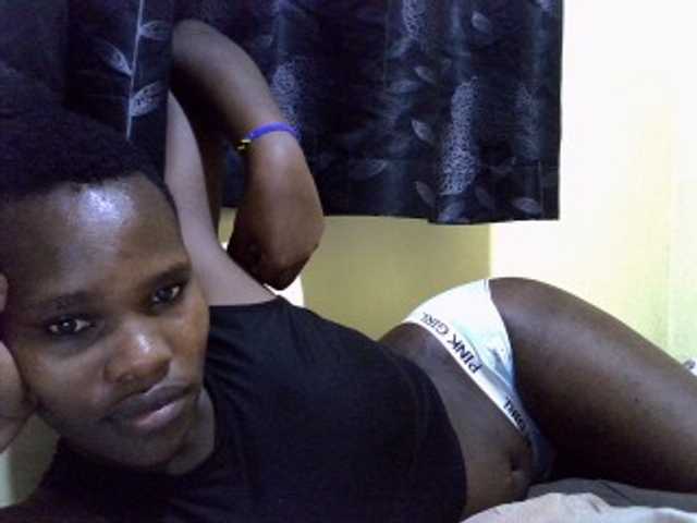 Sexxy-brianna live cam on BongaCams