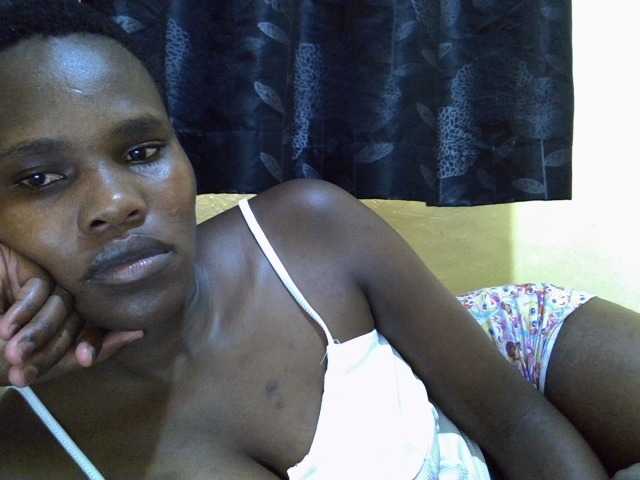 Sexxy-brianna live cam on BongaCams