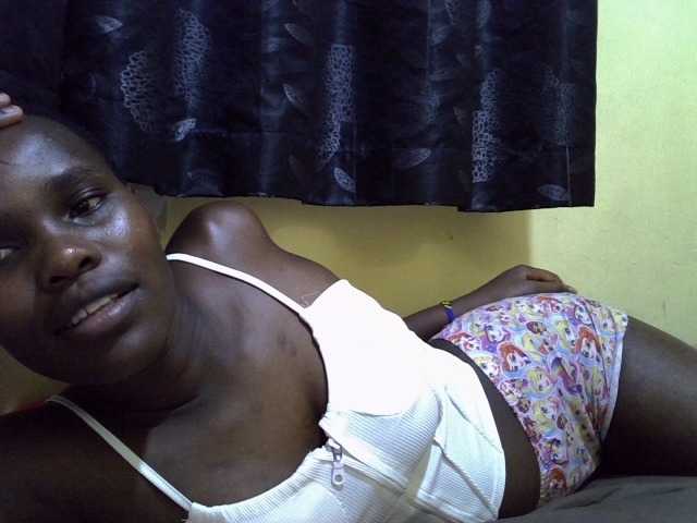 Sexxy-brianna live cam on BongaCams