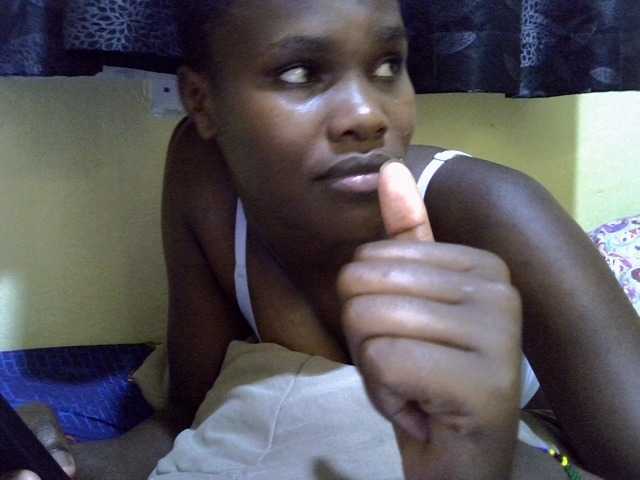 Sexxy-brianna live cam preview