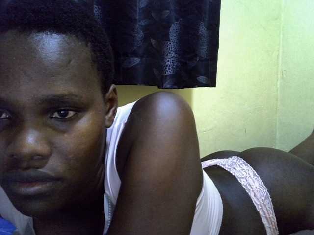 Sexxy-brianna live cam on BongaCams