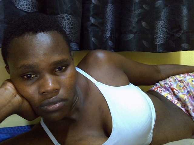 Sexxy-brianna live cam on BongaCams