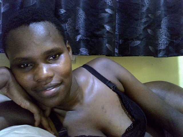 Sexxy-brianna live cam on BongaCams