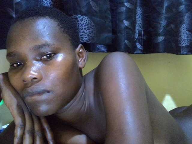 Sexxy-brianna live cam on BongaCams