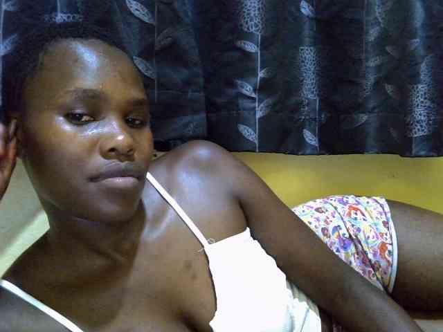 Sexxy-brianna webcam