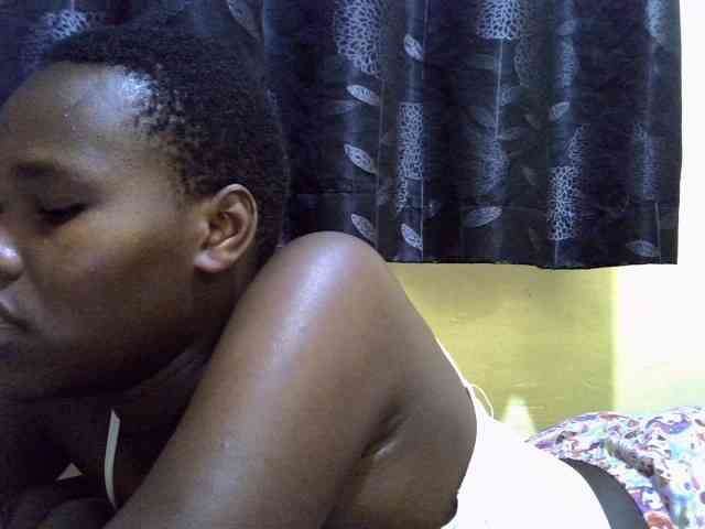 Sexxy-brianna webcam