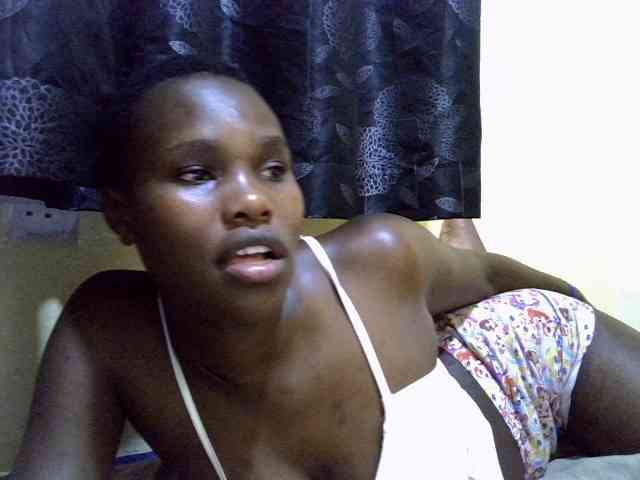 Sexxy-brianna webcam