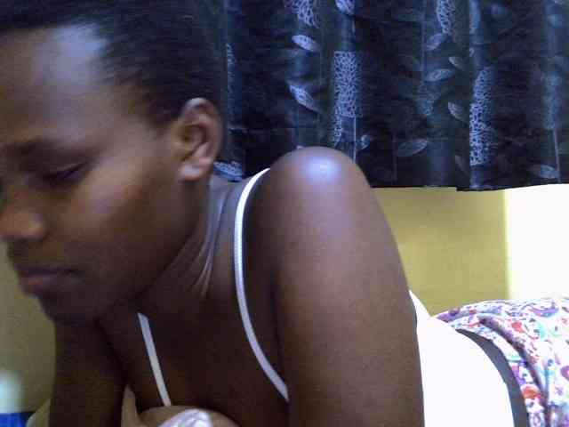 Sexxy-brianna webcam