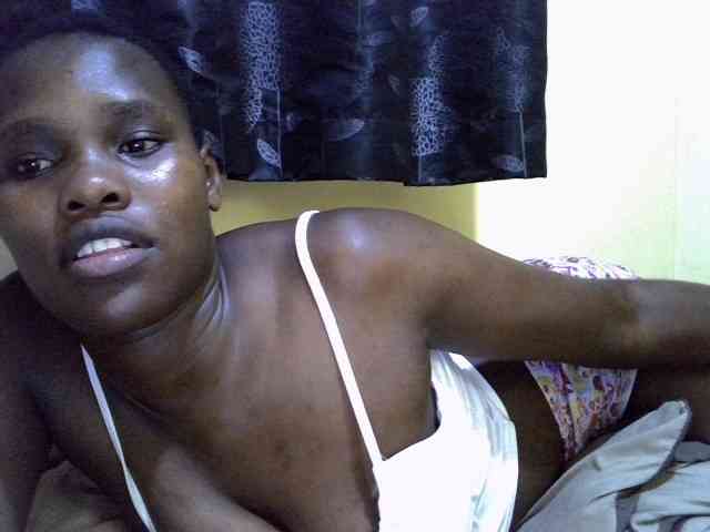 Sexxy-brianna webcam