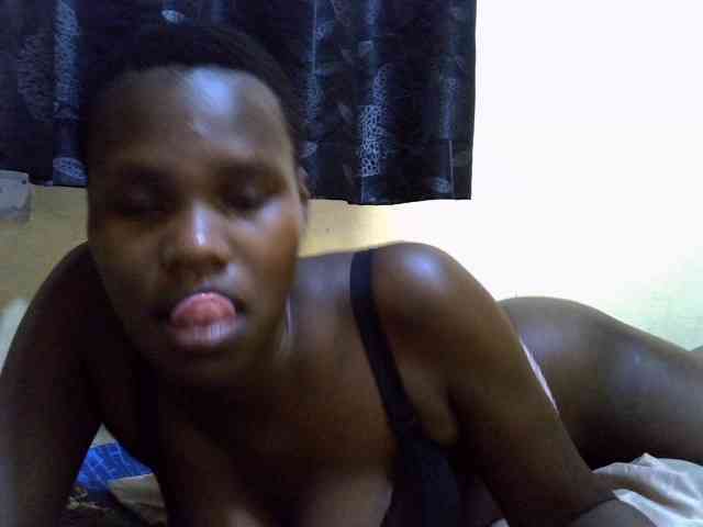 Sexxy-brianna webcam