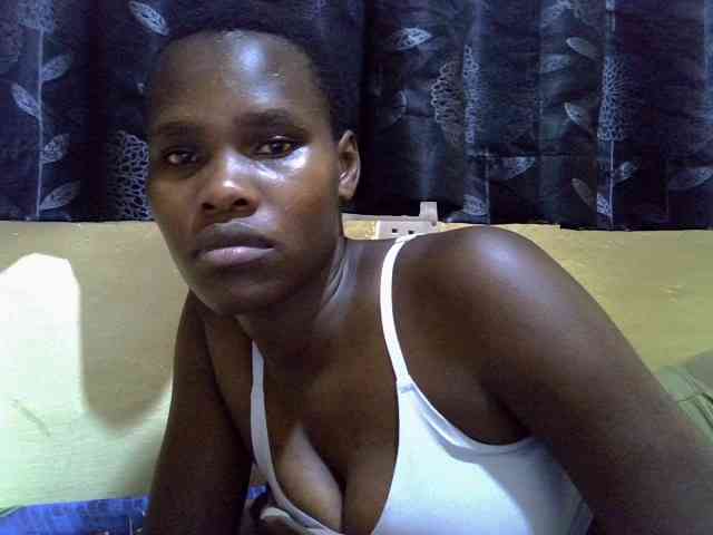 Model: Sexxy-brianna