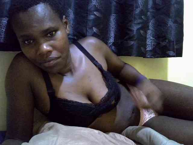 Sexxy-brianna webcam