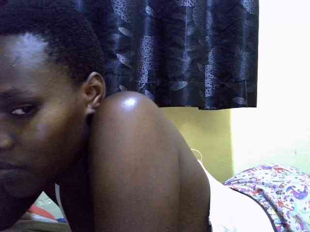 Sexxy-brianna webcam