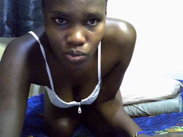 Sexxy-brianna webcam