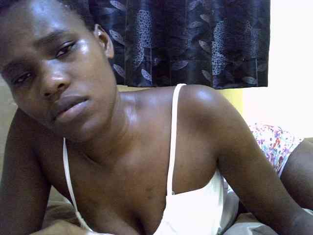 Sexxy-brianna webcam
