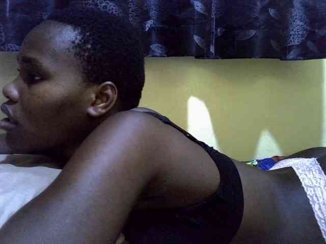 Sexxy-brianna webcam