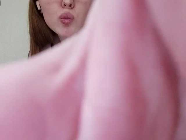 FeliciaMiler live cam on BongaCams