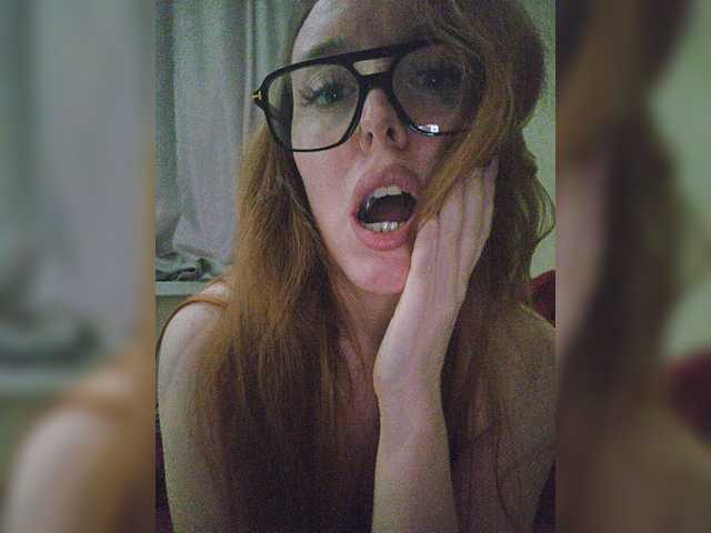 FeliciaMiler live cam on BongaCams